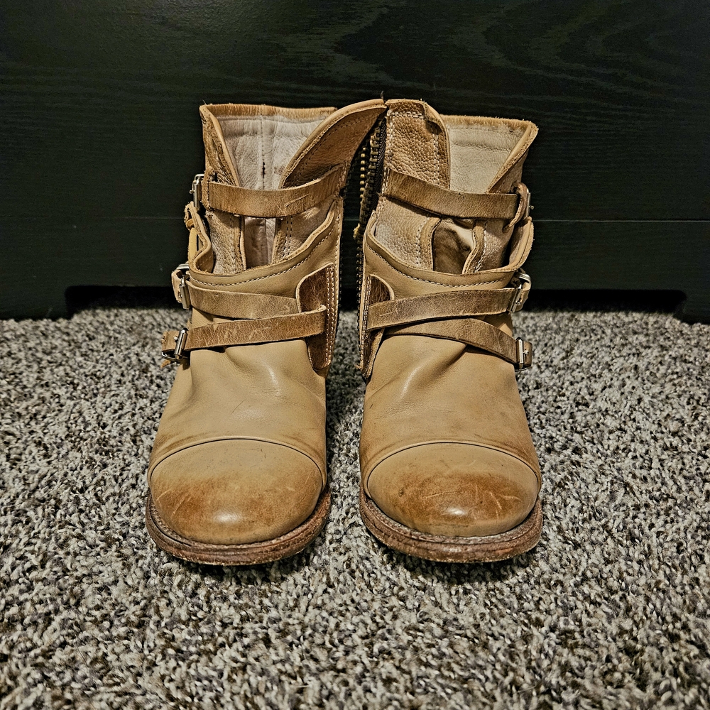 Freebird by Steven - Crue size 6